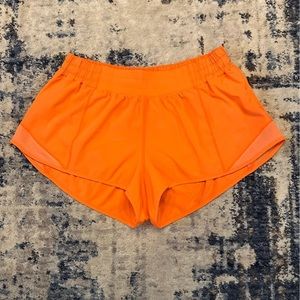 Lululemon Hotty Hot Short ll *2.5” Size 10 In Highlight Orange